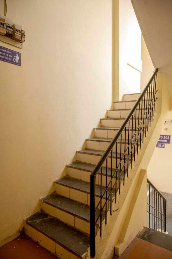 Hotel O Pop Hotel Blue Star Bhilái Kültér fotó