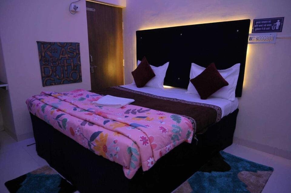 Hotel O Pop Hotel Blue Star Bhilái Kültér fotó